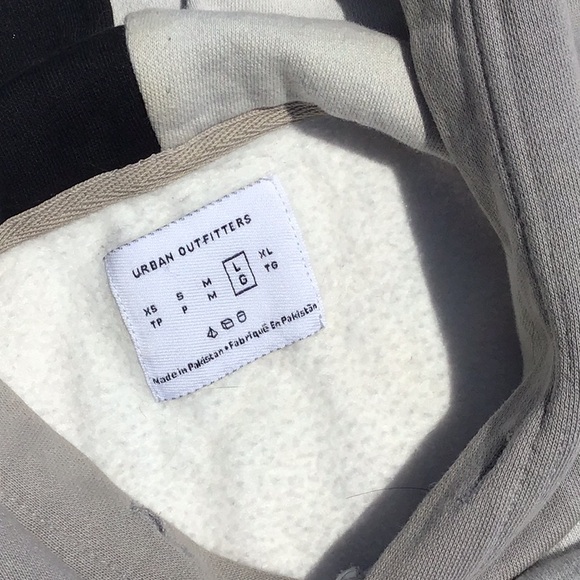 Urban Outfitters L Colorblock Boxy Hooded Sweatshirt with Black White & Grey - Picture 8 of 12